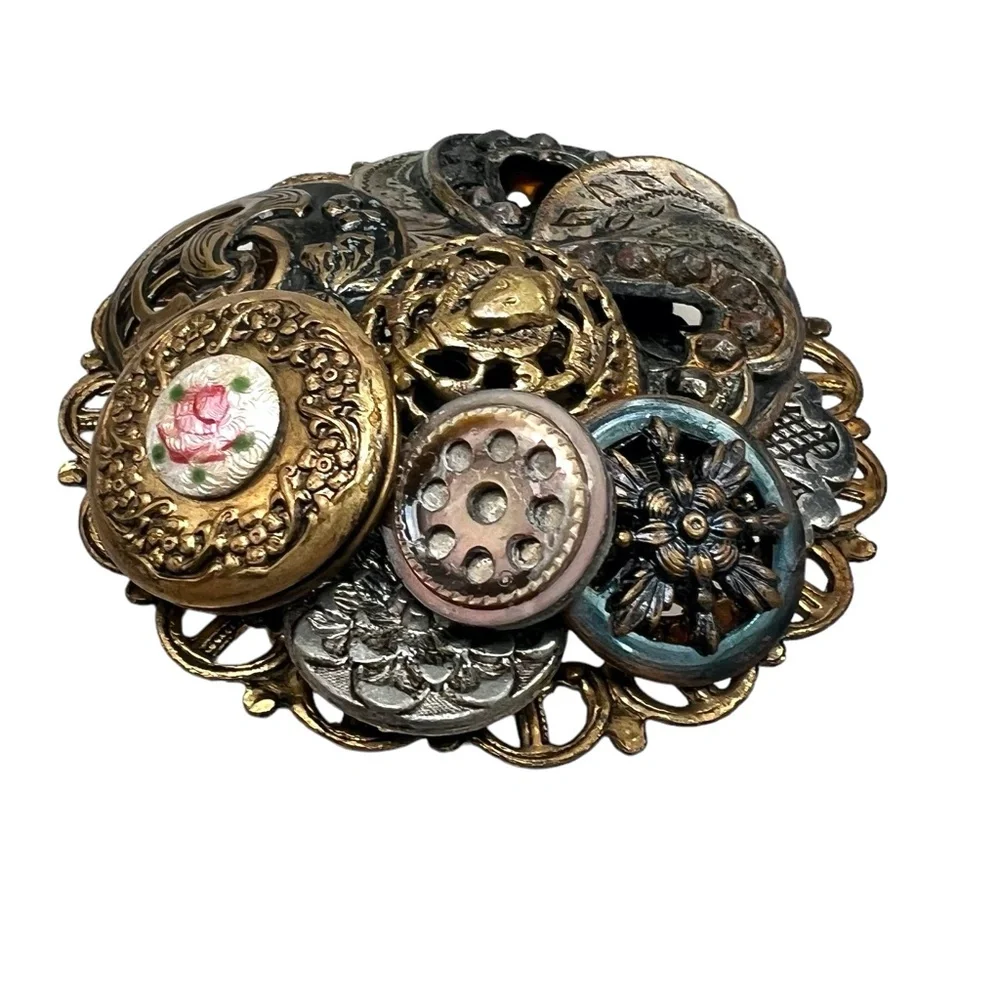 VINTAGE 3D BROOCH WITH WORKING LOCKET, HEARTS, & BUTTONS - NO PIN